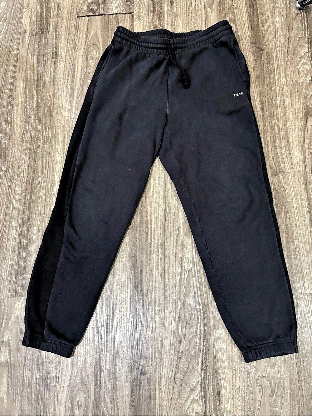 TNA Cozy Fleece Boyfriend Sweatpant Black Medium